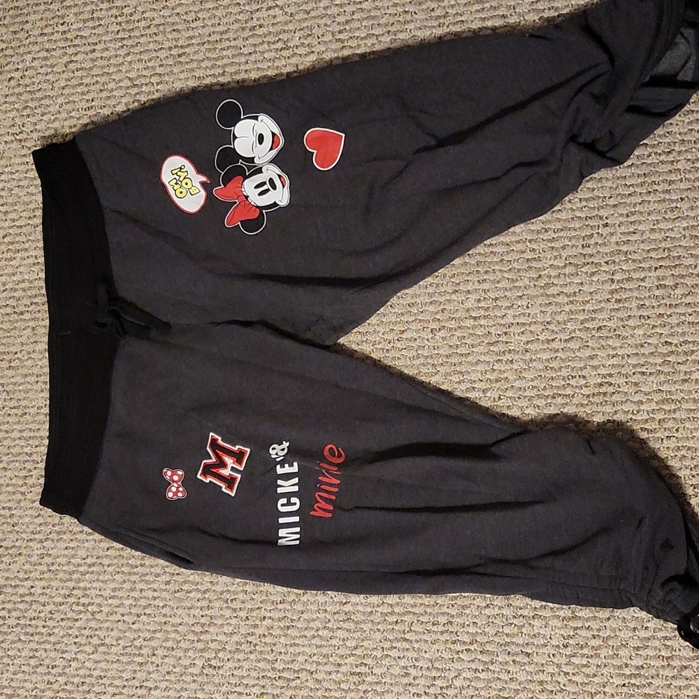 Disney Cropped Sweat Pants Size XL